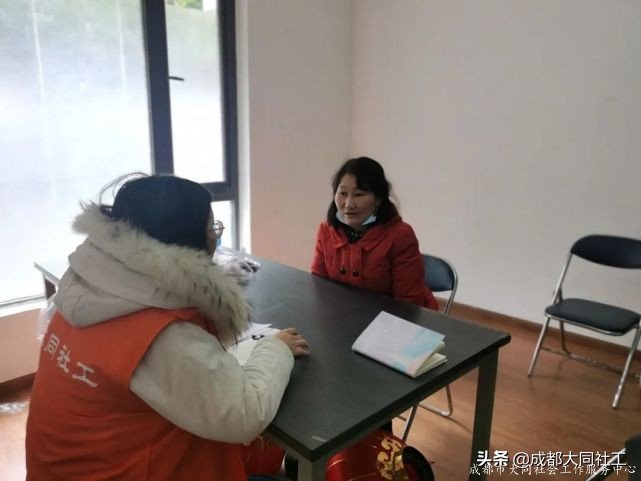 「蘇坡月報」将煩惱扔進舊(jiù)背包,再出發