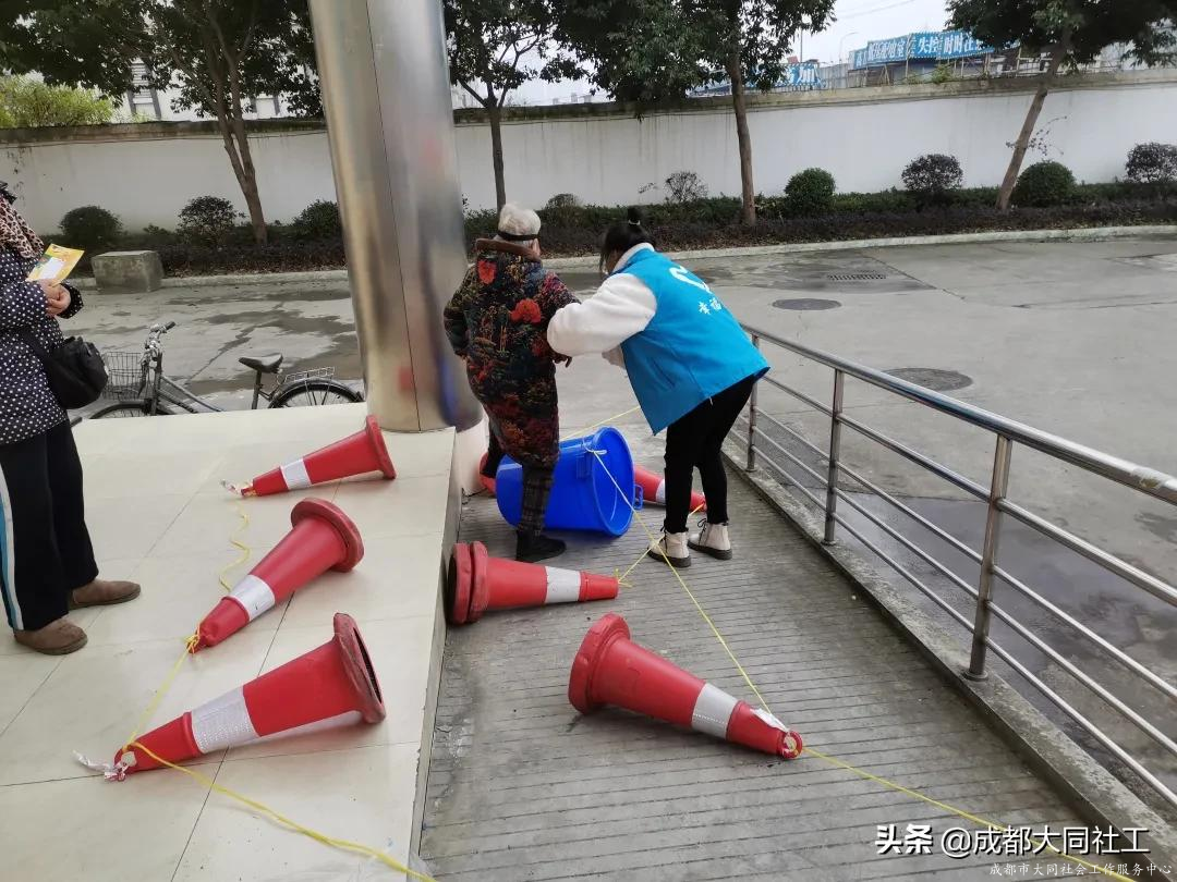 心存陽光·與愛共成長(cháng)——紅(hóng)光關愛援助站開展助殘主題活動