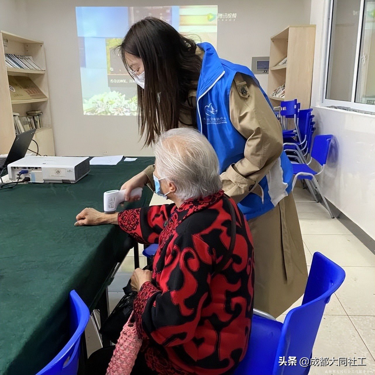 紅(hóng)光關愛站:“相知相伴•攜手同行”互助支持小組(四)