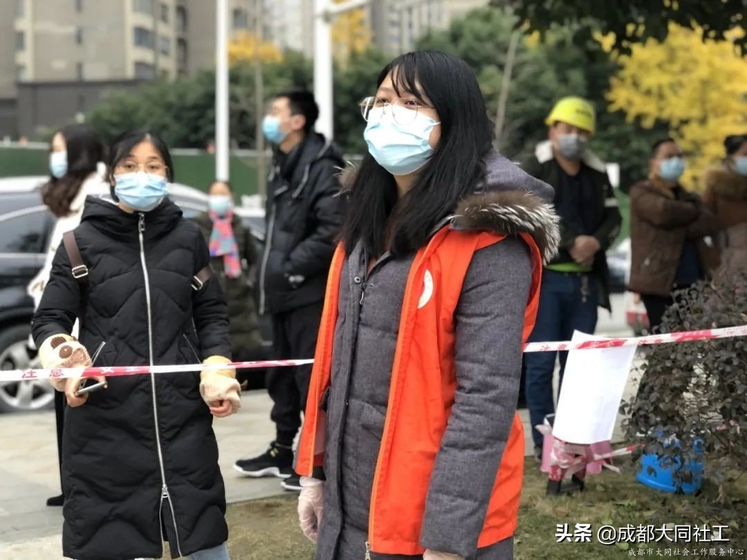 同同戰疫情 | 夜以繼日,在一(yī)線全力以赴抗擊疫情